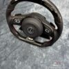 Volante VW Golf 7.5 con airbag e display LED - immagine 3