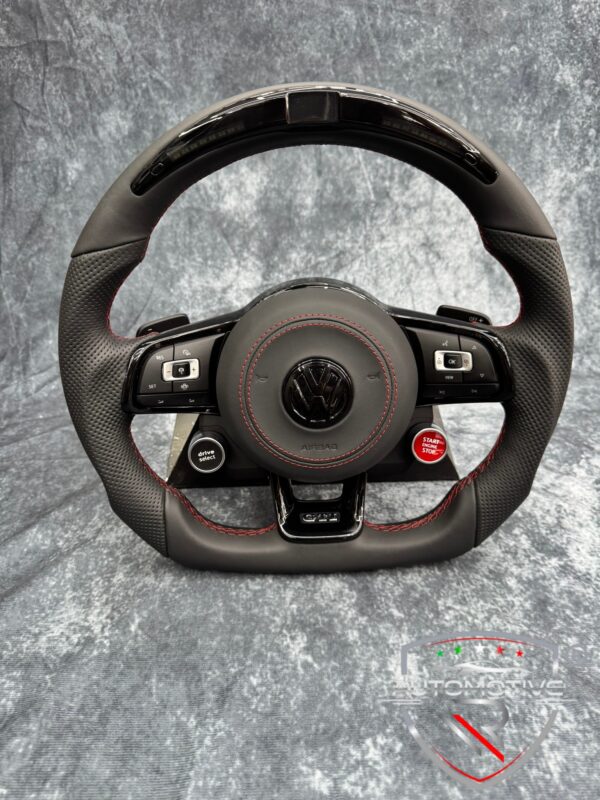 Volante VW Golf 7.5 in pelle con display LED