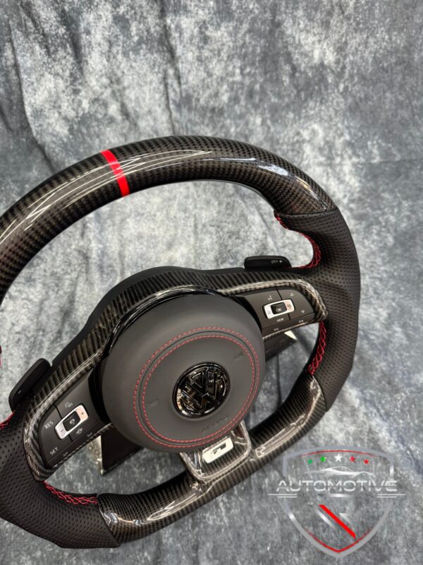 Volante VW Golf 7.5 in pelle e carbonio con airbag rivestito - immagine 2