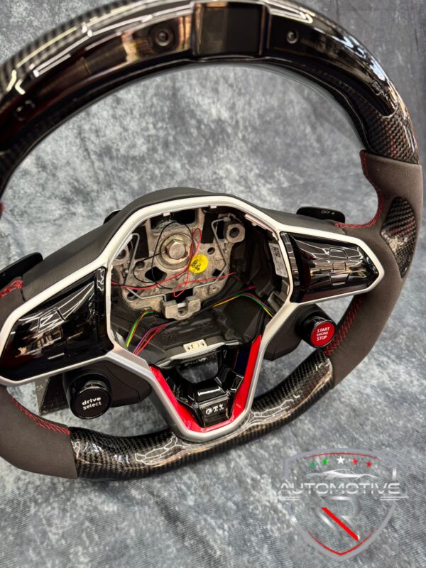 Volante VW Golf 8 GTI in carbonio e alcantara con display LED senza airbag - immagine 4