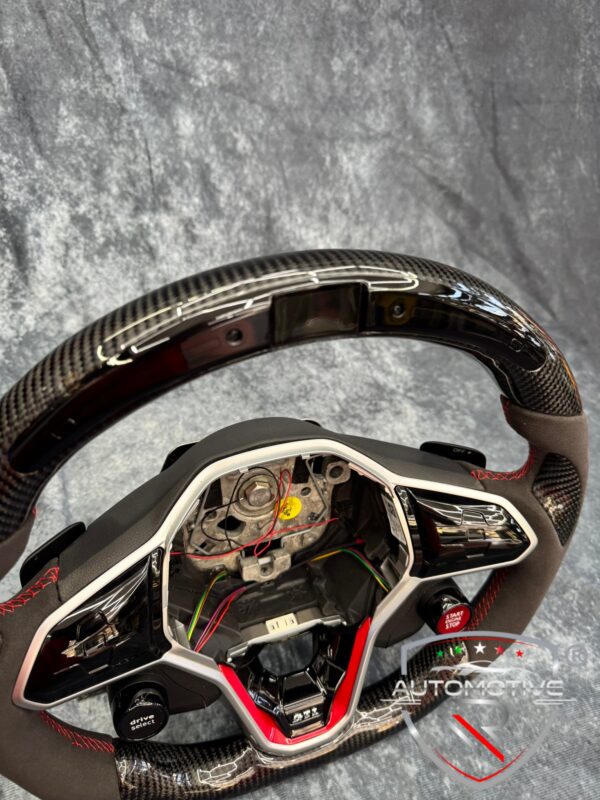 Volante VW Golf 8 GTI in carbonio e alcantara con display LED senza airbag - immagine 3