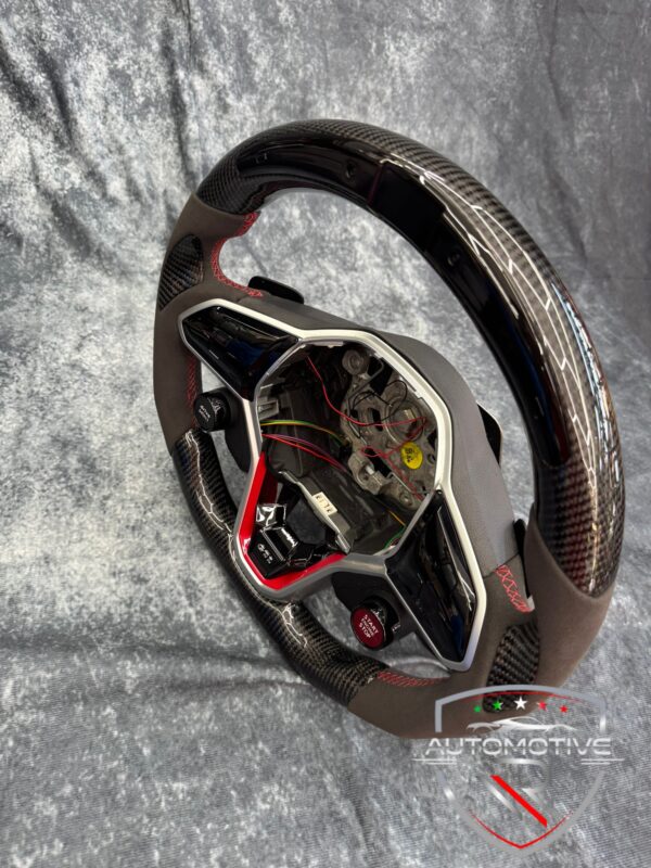Volante VW Golf 8 GTI in carbonio e alcantara con display LED senza airbag - immagine 2
