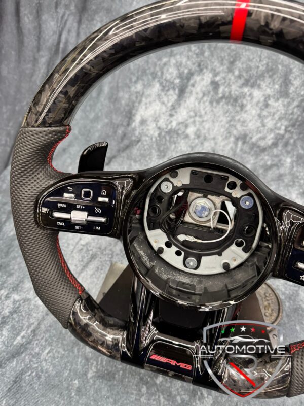 Volante (sportivo) Mercedes Benz AMG senza airbag in carbonio forgiato e pelle - immagine 6