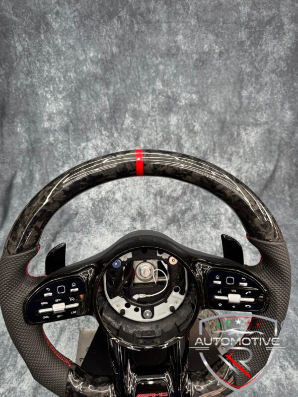 Volante (sportivo) Mercedes Benz AMG senza airbag in carbonio forgiato e pelle - immagine 2