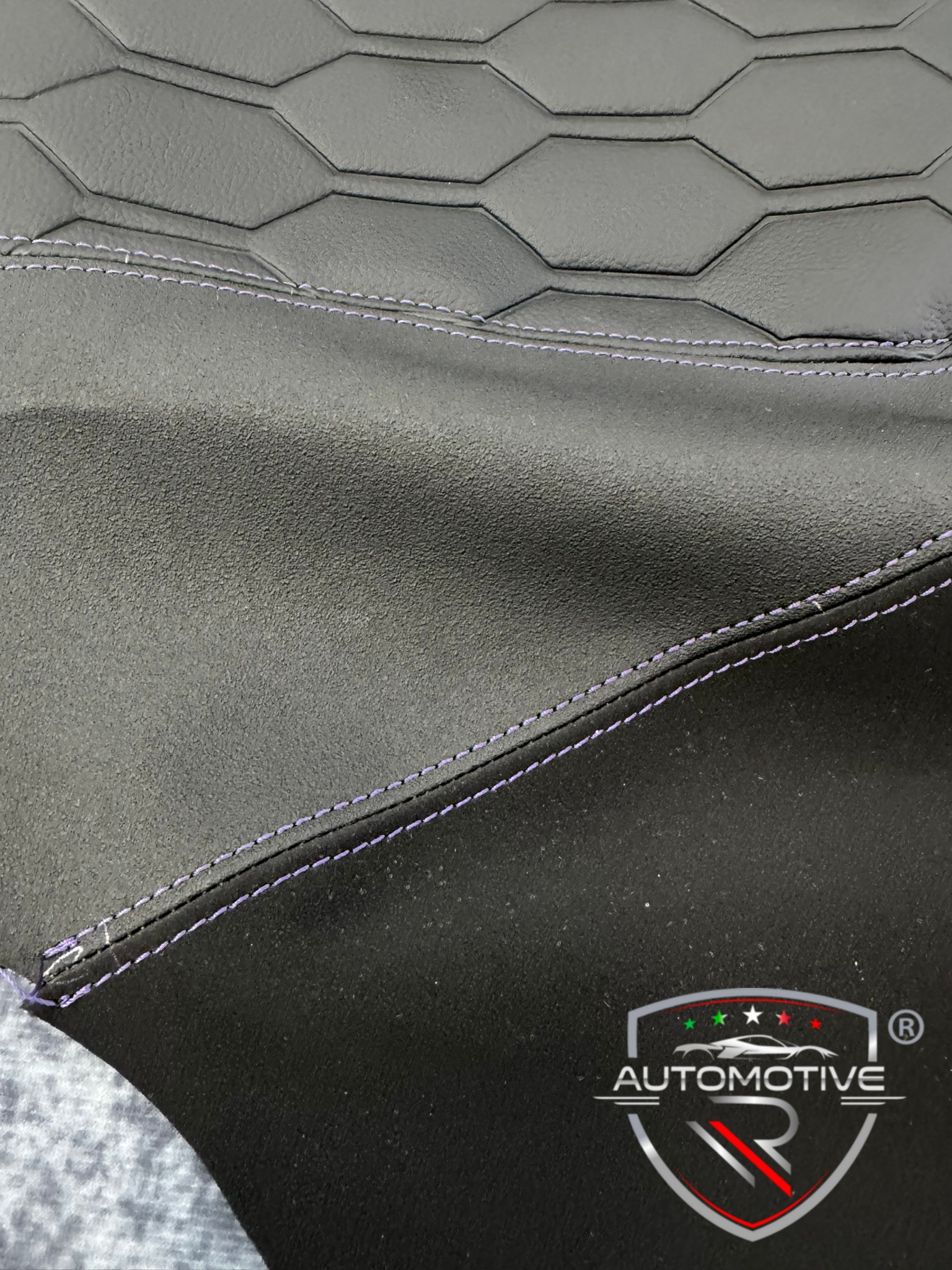 Rivestimento sella Yamaha T-Max 500/530 Cuciture Viola - immagine 4